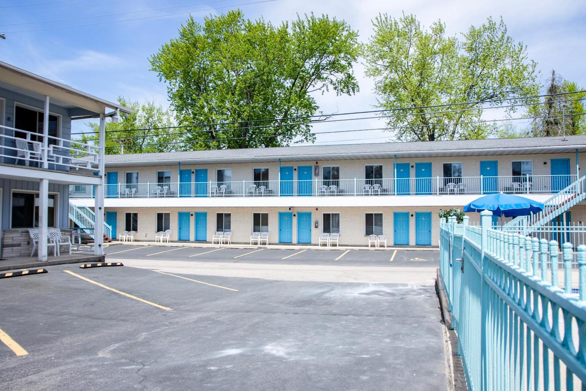 Starlite Motel Wisconsin Dells Esterno foto