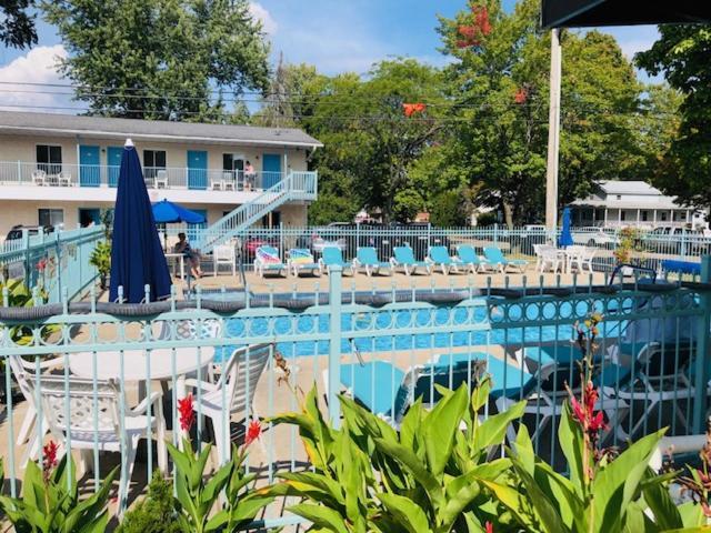 Starlite Motel Wisconsin Dells Esterno foto